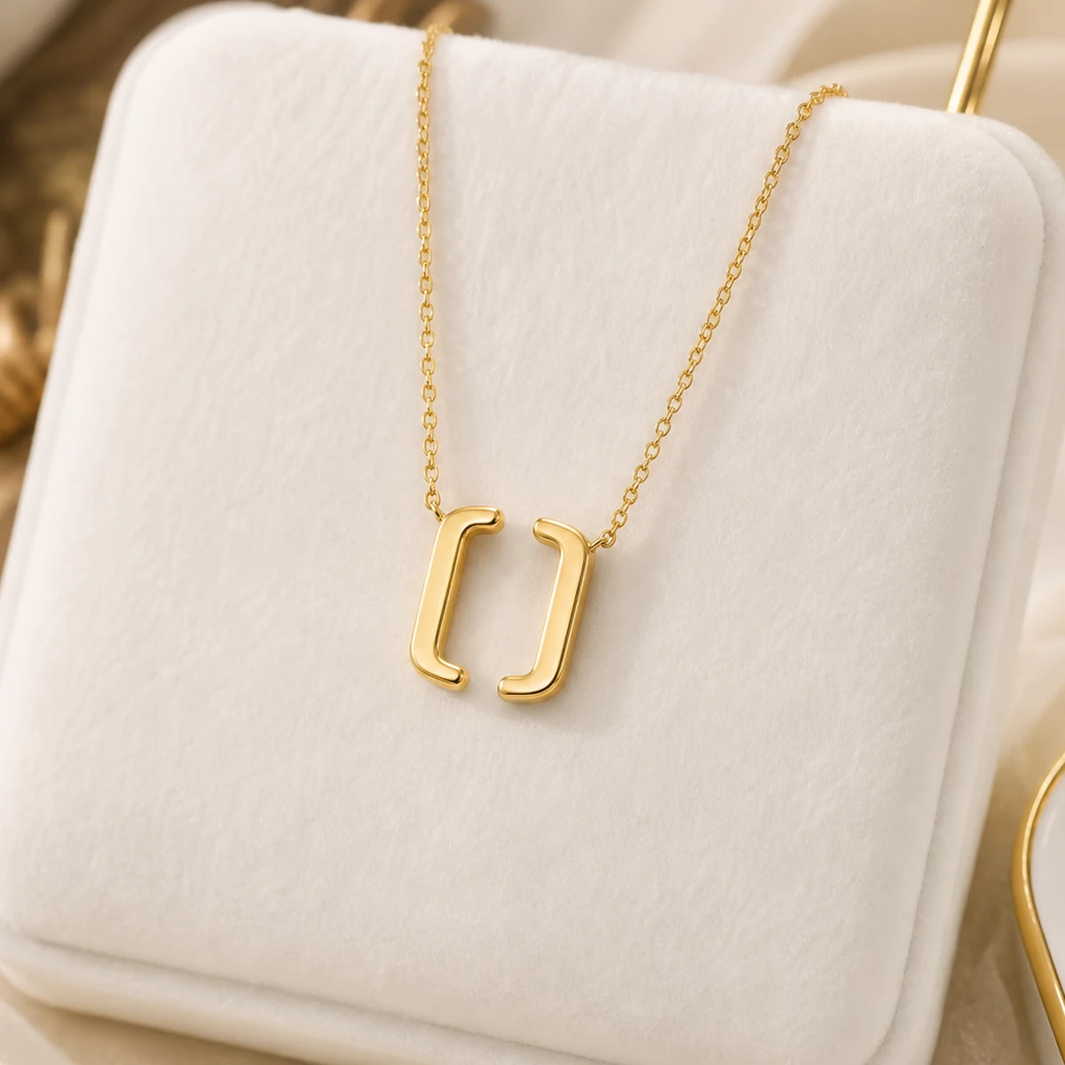 Big Bracket Necklace